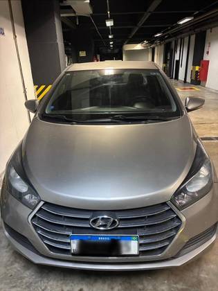 HYUNDAI HB20S 1.6 COMFORT PLUS 16V FLEX 4P AUTOMÁTICO